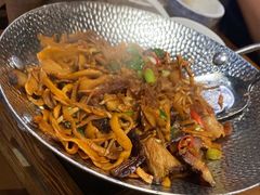 -雀舞云南菜(天津天河城购物中心店)