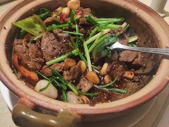 口者口者牛舌-八府香鸭·啫啫煲(华山路店)