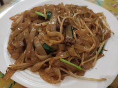 干炒牛河-芳姨广东砂锅粥(张庄路店)