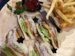 金枪鱼三明治-遇见西木美式餐厅(体育路店)