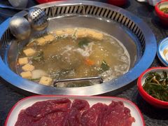 -醉董牛川派鲜肉自选火锅(烟台店)