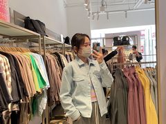 -URBAN REVIVO(北京斯普瑞斯奥特莱斯店)