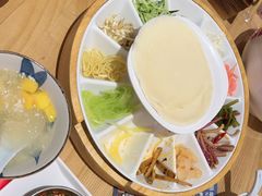-怪噜范·老贵阳街头名小吃(数博万达店)