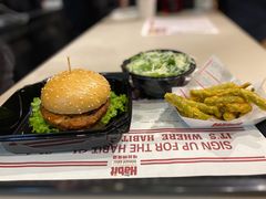 -The Habit Burger Grill 哈比特汉堡(爱琴海店)