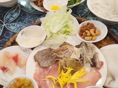 -桥香园云南过桥米线(金马碧鸡店)