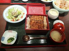 -翔峰炭火鳗鱼(悦泰街里公寓店)