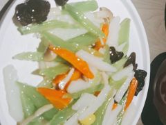 -前海沿·青岛菜(李沧万达店)