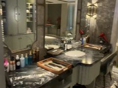 -浅深(世茂滨江精品店)