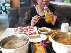 -珍巴奴毛肚牛肉小火锅(四惠店)