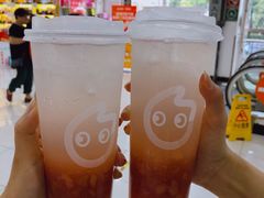 桃桃气泡-CoCo都可(湖滨银泰店B区店)