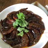 朋友在安亭添新居，大伙来此看房，到饭点了便来此就餐