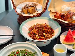 -鸽子侯·家宴·平价海鲜(市图书馆店)