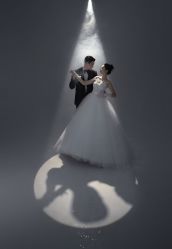 -雨墨婚纱摄影工作室