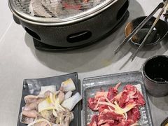 -啊美丽炭火烤肉(滑翔一店)