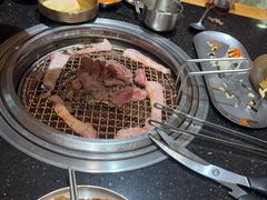 -韩烧牛中牛·甄选黑牛烤肉(黑金店)