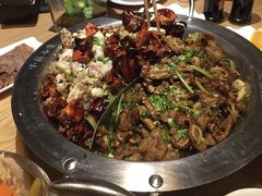 脆鱼牛仔骨-小鱼小牛·鱼牛干锅·脆鱼火锅(世欧广场店)