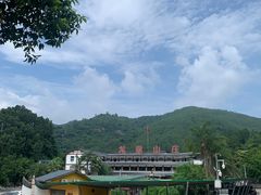 -龙泉山庄