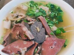 -护国寺小吃(机场店)