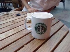 20110920755-星巴克臻选(郑州中原万达店)