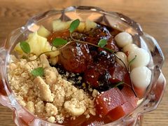 五彩缤纷桃胶-蜜桃餐厅·伴山(湖滨商业街店)