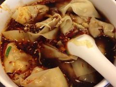 红汤辣馄饨-熙盛源(凤凰街店)
