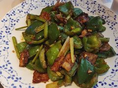 -一口猪年味东北菜(荔枝沟店)