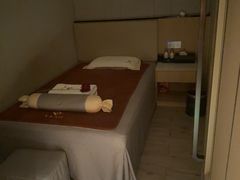 -荔湾足浴·按摩·SPA会所(龙华店)