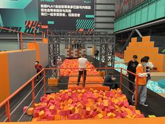-极限PLAY运动娱乐新世界·团建派对潮玩休闲馆·室内蹦极高空游乐园