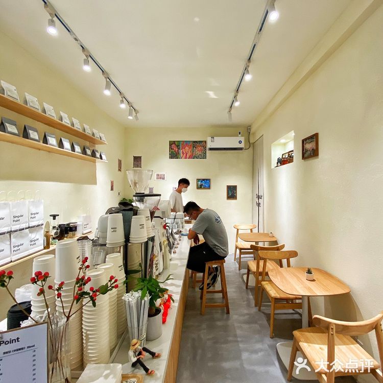 曾叫兽探店｜分享一家日常口粮宝藏咖啡店