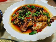 干烧耗儿鱼-洪霞餐馆