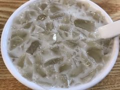 九毛膏拼西米露-翁林甜品