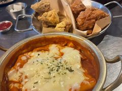 锅炒芝士年糕-富乐满韩国正宗炸鸡韩国料理(虹泉路店)