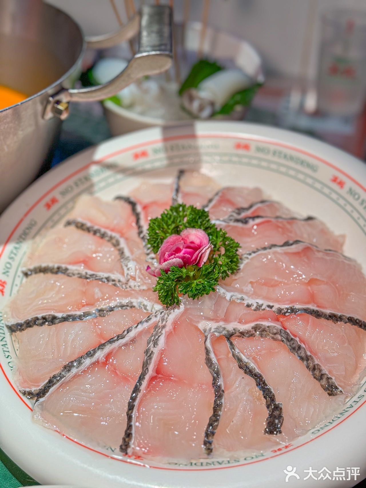 成都!!初冬的第一口花胶鸡!!!