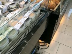面包甜点陈列柜-好利来(太平邻里中心店)