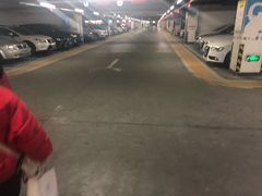 -万象城-停车场