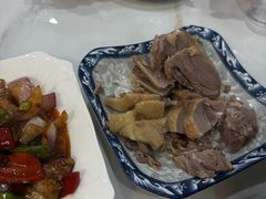 -余杨鸭鸭餐厅