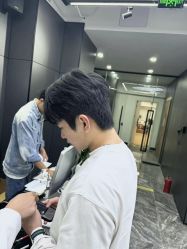 -藤野造型•烫染专业店