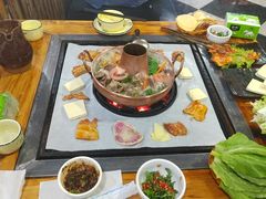 -香香腊排骨.野生菌火塘总店(束河店)