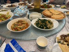 -汗腾格里·风味餐厅(新疆驻京办店)