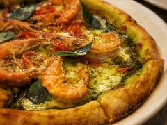 鲜虾罗勒松子酱披萨-BONAZZA 意大利餐厅