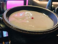 -老牌坊云南鱼豆花火锅(哈西万达店)