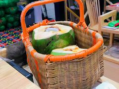 -椰夫人·养生椰子鸡(金沙洲永旺店)