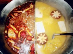 -湊湊火锅·茶憩(打浦桥日月光店)