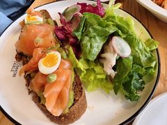 -Common Table · Brunch & Coffee