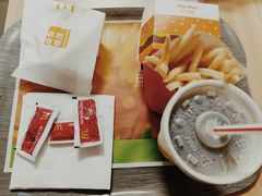 -麦当劳(江滨北路得来速餐厅)