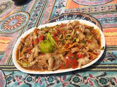拌鸡爪-半坡九号老挝冰咖啡