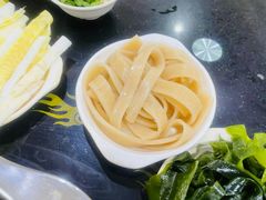 鲜苕粉-储奇门鳝鱼火锅(总店)