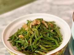 炒扁豆丝-渝信川菜 · 川味家常菜(财富购物中心店)