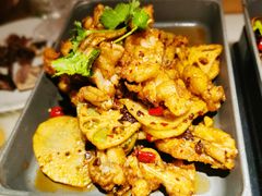 馋嘴香锅牛蛙-佬肥猫(国华广场店)