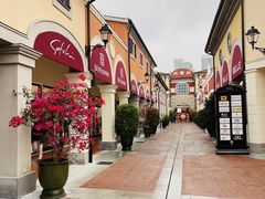 -佛罗伦萨小镇广佛名品奥特莱斯(疏港路店)